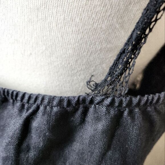 Reformation Lace Pleated Linen Top Black Womens Size XL - Picture 7 of 7